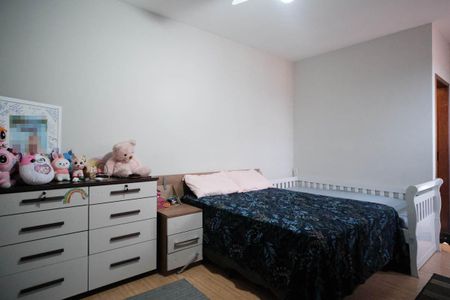 Casa à venda com 170m², 3 quartos e 2 vagasQuarto 2 