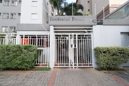 Apartamento à venda com 50m², 2 quartos e 1 vagaFachada e portaria