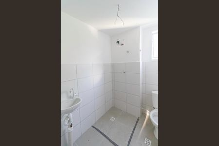 Apartamento à venda com 43m², 2 quartos e 1 vaga Apartamento à venda com 43m², 2 quartos e 1 vagaBanheiro social