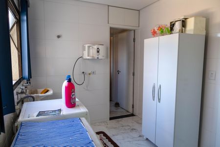 Apartamento à venda com 165m², 3 quartos e 2 vagasÁrea de Serviço