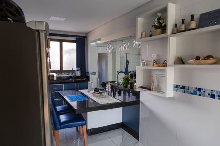 Apartamento à venda com 165m², 3 quartos e 2 vagasCozinha