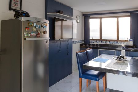 Apartamento à venda com 165m², 3 quartos e 2 vagasCozinha