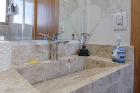 Apartamento à venda com 165m², 3 quartos e 2 vagasBanheiro da Suíte 2