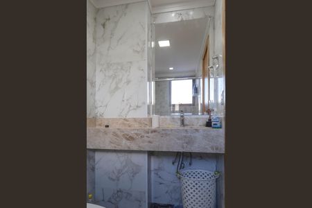 Apartamento à venda com 165m², 3 quartos e 2 vagasBanheiro da Suíte 2