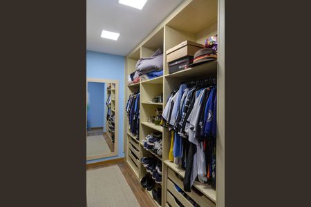 Apartamento à venda com 165m², 3 quartos e 2 vagasSuíte 3 - Closet