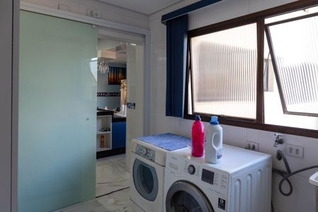 Apartamento à venda com 165m², 3 quartos e 2 vagasÁrea de Serviço