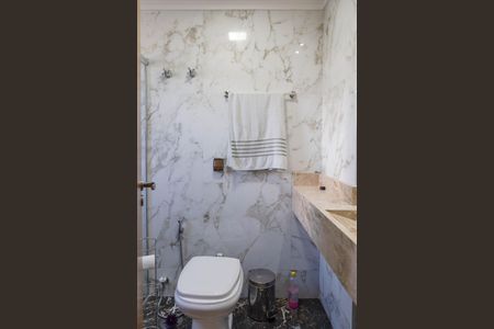 Apartamento à venda com 165m², 3 quartos e 2 vagasBanheiro da Suíte 2