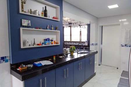 Apartamento à venda com 165m², 3 quartos e 2 vagasCozinha