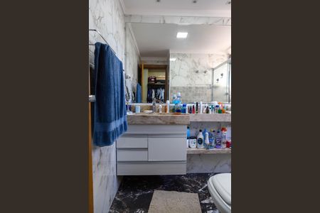 Apartamento à venda com 165m², 3 quartos e 2 vagasBanheiro da Suíte 3