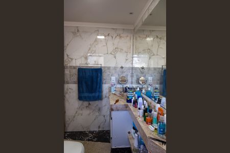 Apartamento à venda com 165m², 3 quartos e 2 vagasBanheiro da Suíte 3