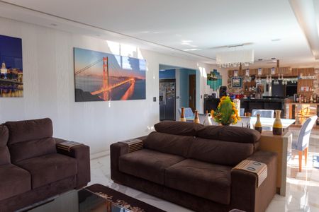 Apartamento à venda com 165m², 3 quartos e 2 vagasSala