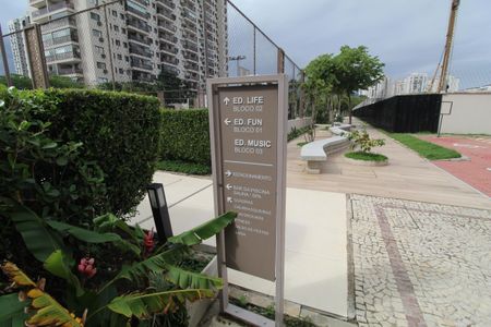 Apartamento à venda com 75m², 2 quartos e 1 vagaÁrea comum