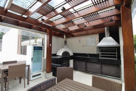 Apartamento à venda com 75m², 2 quartos e 1 vagaÁrea comum - Churrasqueira