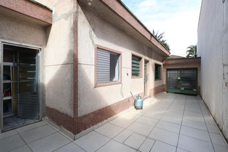 Casa à venda com 200m², 3 quartos e 4 vagasQuintal