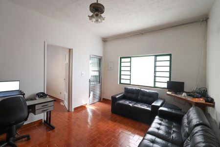 Casa à venda com 200m², 3 quartos e 4 vagasSala