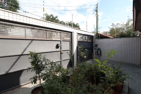 Casa à venda com 200m², 3 quartos e 4 vagasGaragem