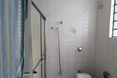 Casa à venda com 200m², 3 quartos e 4 vagasBanheiro