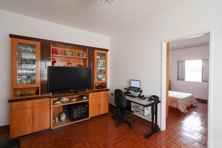 Casa à venda com 200m², 3 quartos e 4 vagasSala