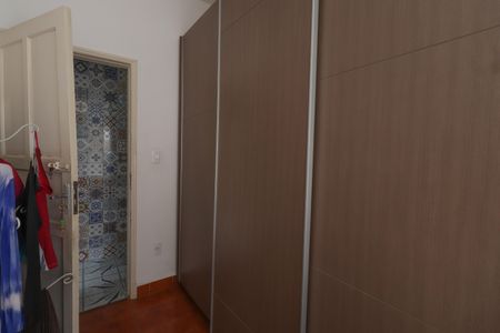 Casa à venda com 200m², 3 quartos e 4 vagasQuarto 2