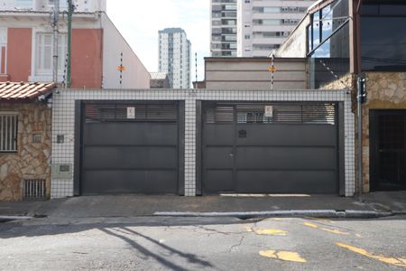 Casa à venda com 200m², 3 quartos e 4 vagasFachada