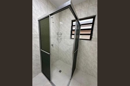 Casa à venda com 180m², 4 quartos e 4 vagas