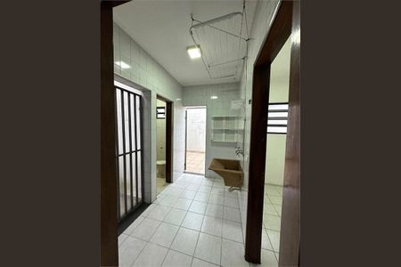 Casa à venda com 180m², 4 quartos e 4 vagas