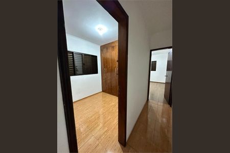 Casa à venda com 180m², 4 quartos e 4 vagas