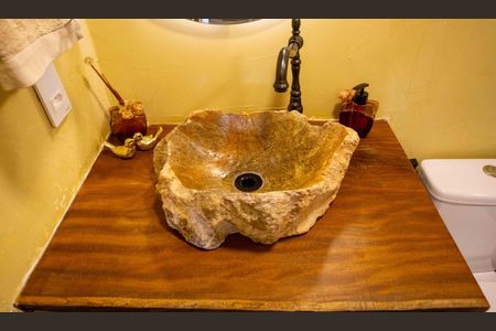 Apartamento à venda com 83m², 3 quartos e 2 vagasBanheiro Social