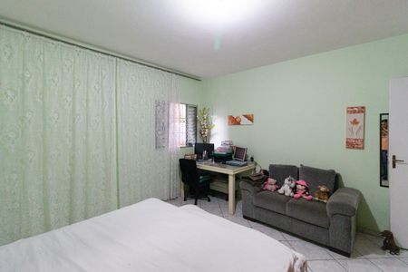 Casa à venda com 500m², 6 quartos e 2 vagasQuarto 2