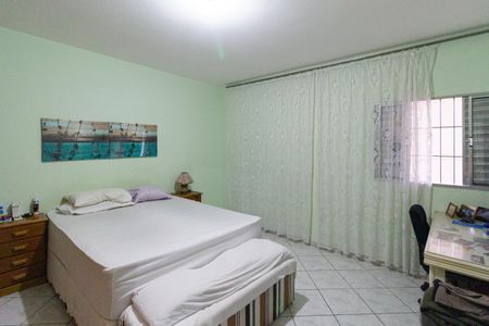 Casa à venda com 500m², 6 quartos e 2 vagasQuarto 2 (Casa 2)