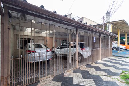 Casa à venda com 500m², 6 quartos e 2 vagasFachada
