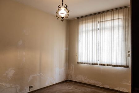 Casa à venda com 173m², 5 quartos e 4 vagas Casa à venda com 173m², 5 quartos e 4 vagasQuarto 3