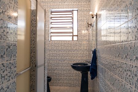 Casa à venda com 173m², 5 quartos e 4 vagas Casa à venda com 173m², 5 quartos e 4 vagasBanheiro da Suíte