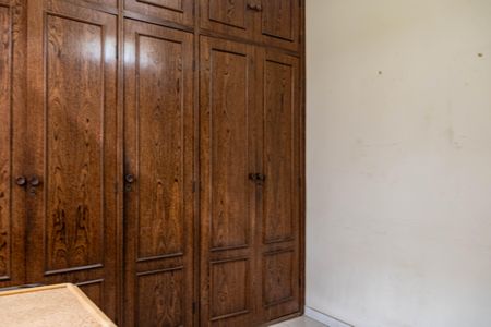 Casa à venda com 173m², 5 quartos e 4 vagas Casa à venda com 173m², 5 quartos e 4 vagasQuarto 1