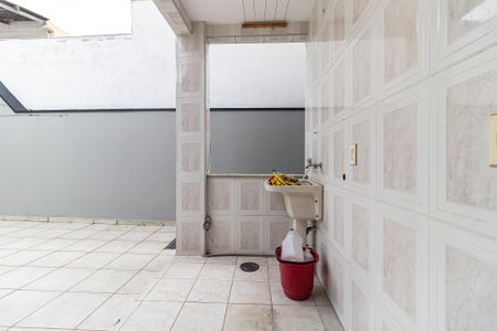 Casa à venda com 105m², 2 quartos e 2 vagas Casa à venda com 105m², 2 quartos e 2 vagasÁrea de Serviço