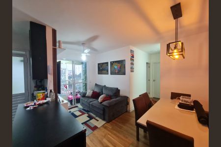 Apartamento à venda com 57m², 2 quartos e 1 vaga Apartamento à venda com 57m², 2 quartos e 1 vagaSala