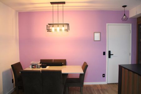 Apartamento à venda com 57m², 2 quartos e 1 vagaSala