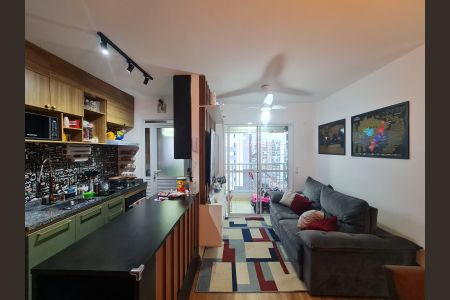 Apartamento à venda com 57m², 2 quartos e 1 vaga Apartamento à venda com 57m², 2 quartos e 1 vagaSala