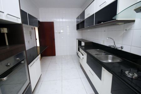 Apartamento à venda com 105m², 2 quartos e 1 vagaCozinha