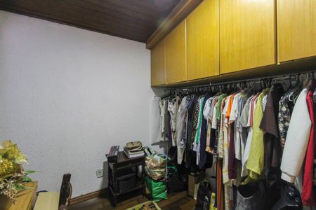 Casa à venda com 245m², 4 quartos e 4 vagas Casa à venda com 245m², 4 quartos e 4 vagasQuarto 1