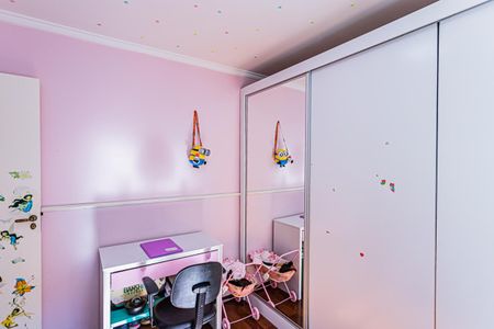 Casa à venda com 213m², 3 quartos e 2 vagasQuarto 2