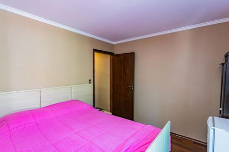 Casa à venda com 213m², 3 quartos e 2 vagasQuarto 1