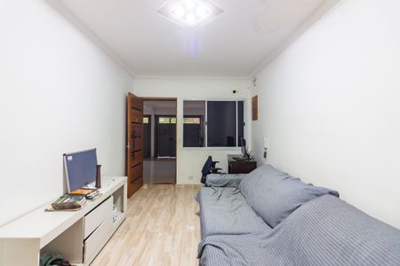 Casa à venda com 150m², 2 quartos e 3 vagas Casa à venda com 150m², 2 quartos e 3 vagasSala