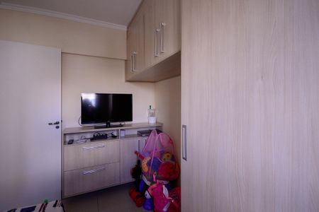 Apartamento à venda com 70m², 3 quartos e 2 vagasQuarto 2