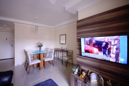 Apartamento à venda com 70m², 3 quartos e 2 vagasSala