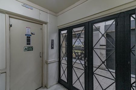 Apartamento à venda com 42m², 1 quarto e sem vaga Apartamento à venda com 42m², 1 quarto e sem vagaElevador