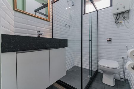 Banheiro Social de apartamento à venda com 1 quarto, 42m² em Copacabana, Rio de Janeiro