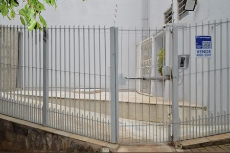 Apartamento para alugar com 104m², 3 quartos e 1 vagaFachada + Plaquinha