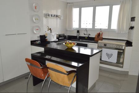 Apartamento para alugar com 104m², 3 quartos e 1 vagaCozinha