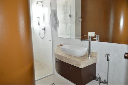 Apartamento para alugar com 104m², 3 quartos e 1 vagaBanheiro